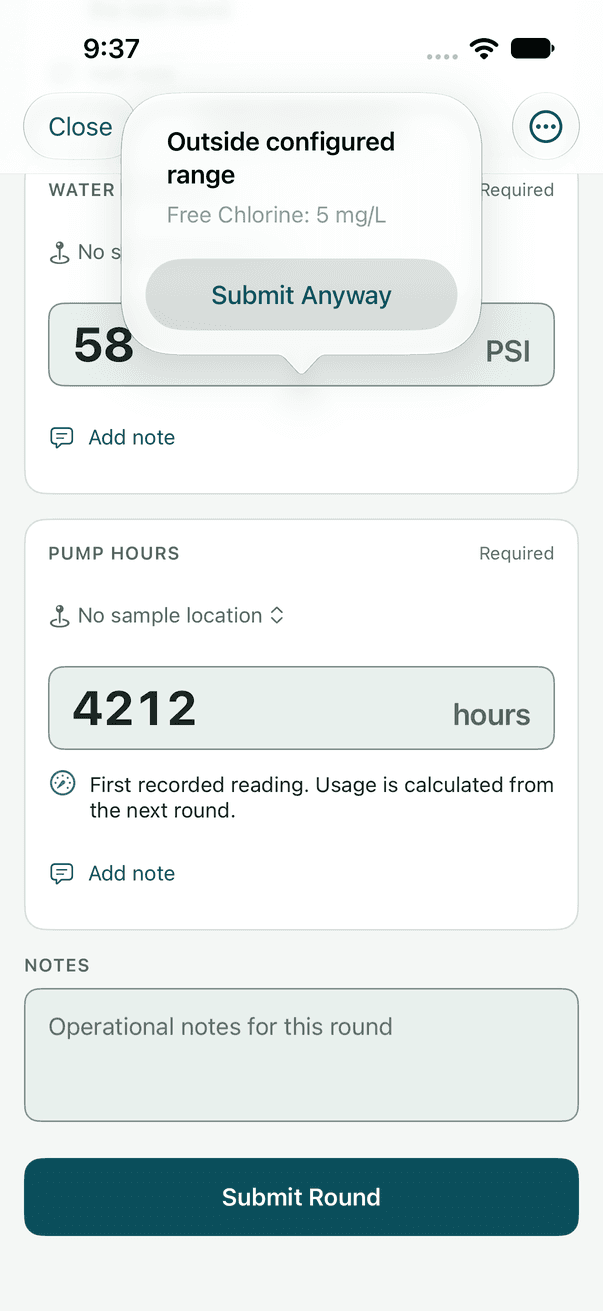 Round entry with an 'Outside configured range' prompt for a free chlorine reading of 5 mg/L and a Submit Anyway button